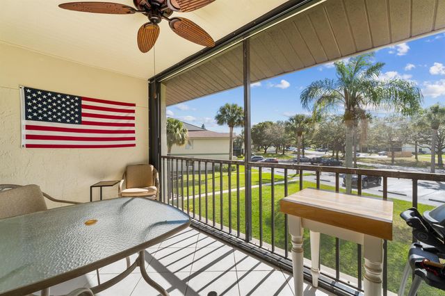 6426 Chasewood Drive E, Jupiter, FL 33458