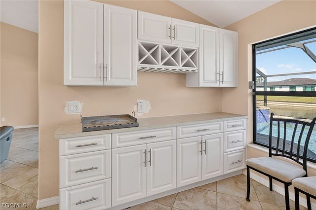 309 NW 5th TER, Cape Coral, FL 33993