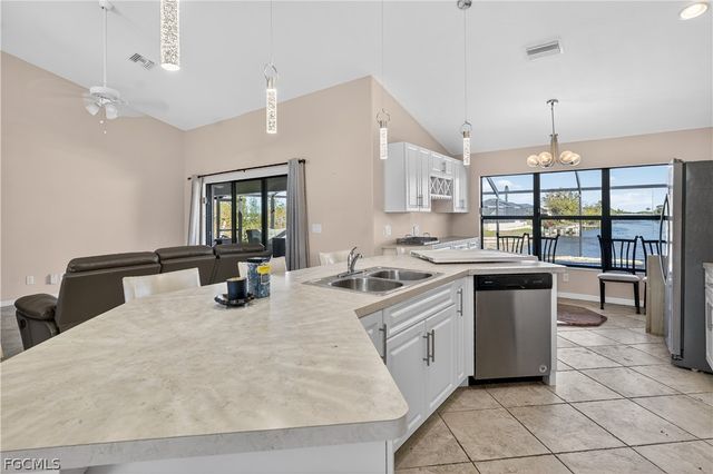 309 NW 5th TER, Cape Coral, FL 33993