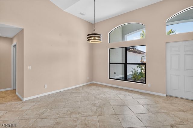 309 NW 5th TER, Cape Coral, FL 33993