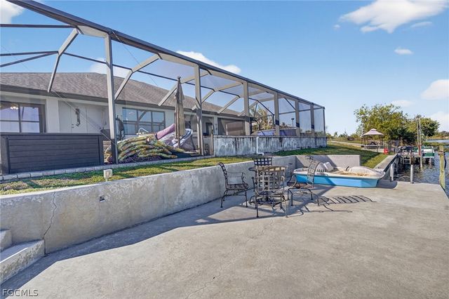 309 NW 5th TER, Cape Coral, FL 33993