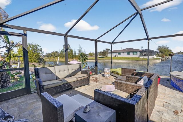 309 NW 5th TER, Cape Coral, FL 33993