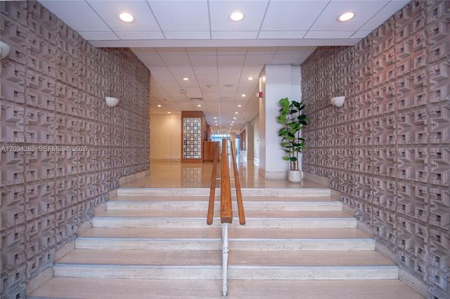 2899 Collins Ave 1422, Miami Beach, FL 33140