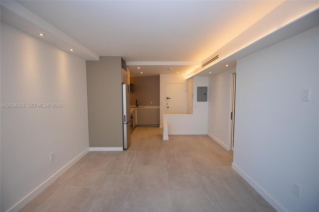 2899 Collins Ave 1422, Miami Beach, FL 33140