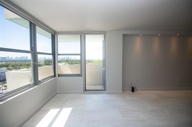 2899 Collins Ave 1422, Miami Beach, FL 33140