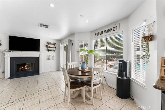 3240 W Avenue J3, Lancaster, CA 93536