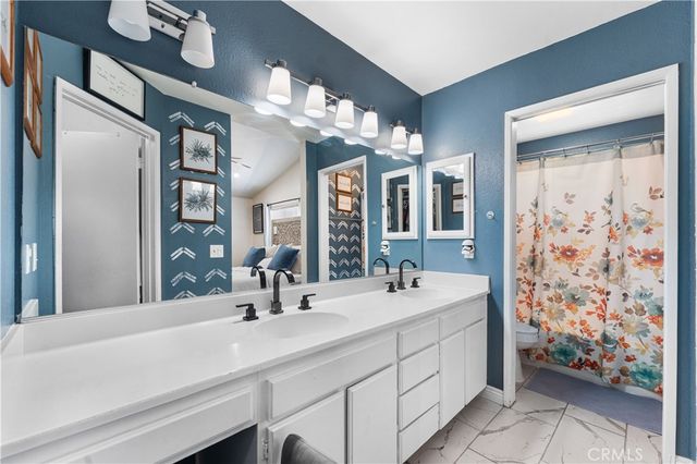 3240 W Avenue J3, Lancaster, CA 93536