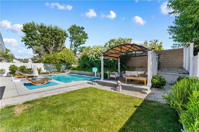 3240 W Avenue J3, Lancaster, CA 93536