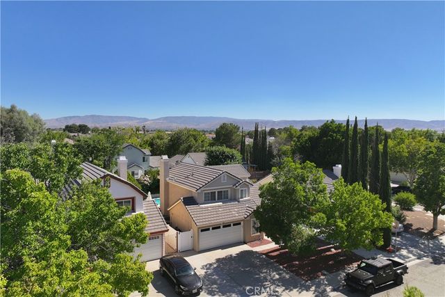 3240 W Avenue J3, Lancaster, CA 93536
