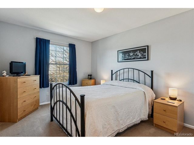 1004 Riddlewood Rd, Highlands Ranch, CO 80129