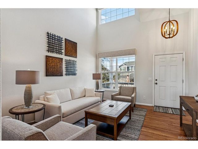 1004 Riddlewood Rd, Highlands Ranch, CO 80129