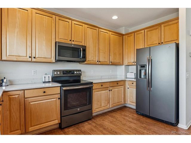 1004 Riddlewood Rd, Highlands Ranch, CO 80129