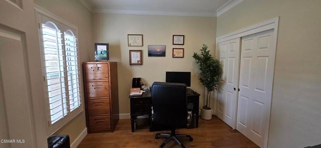2792 Sandhurst Avenue, Thousand Oaks, CA 91362