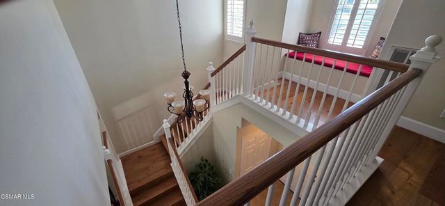 2792 Sandhurst Avenue, Thousand Oaks, CA 91362
