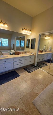 2792 Sandhurst Avenue, Thousand Oaks, CA 91362