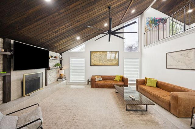 5611 Water Leaf Lane, Houston, TX 77088