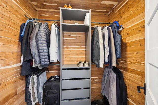 5611 Water Leaf Lane, Houston, TX 77088