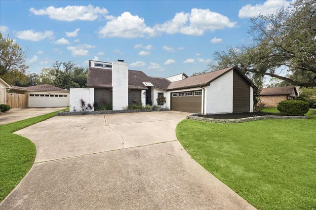 5611 Water Leaf Lane, Houston, TX 77088