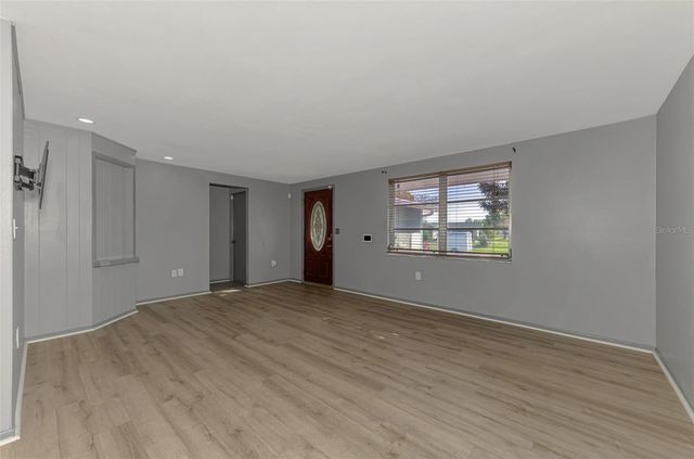 6742 BOWLINE DRIVE, Sarasota, FL 34231