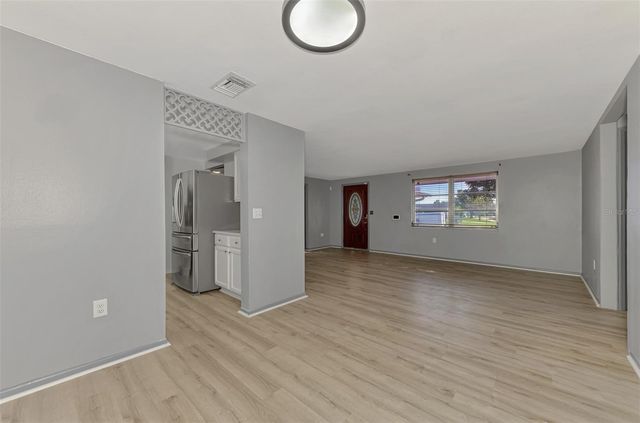 6742 BOWLINE DRIVE, Sarasota, FL 34231