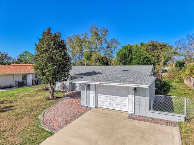 6742 BOWLINE DRIVE, Sarasota, FL 34231