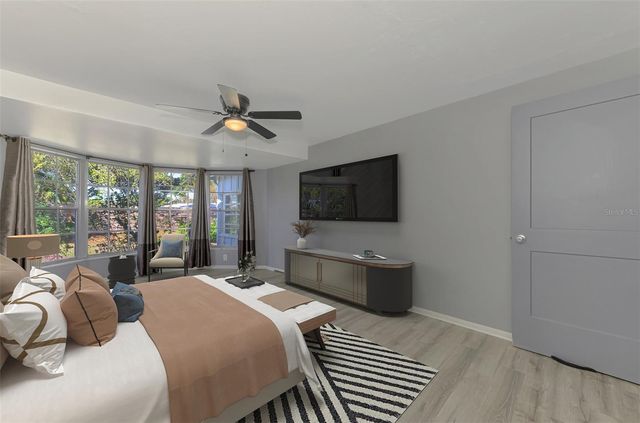 6742 BOWLINE DRIVE, Sarasota, FL 34231