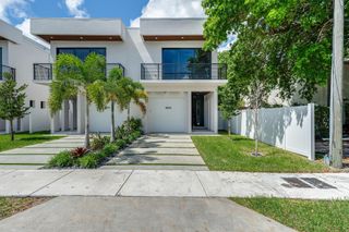921 NE 17th Ter A, Fort Lauderdale, FL 33304