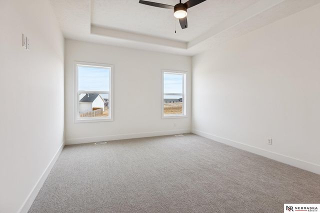 11121 N 162 Circle, Bennington, NE 68007