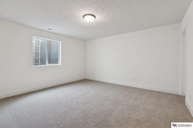 11121 N 162 Circle, Bennington, NE 68007