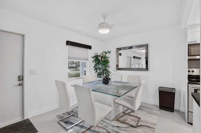 1061 EXETER D, Boca Raton, FL 33434