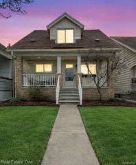 22923 Columbia Street, Dearborn, MI 48124