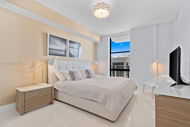 2960 NE 207th St 1003, Aventura, FL 33180