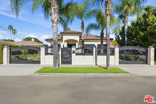 12419 Erwin Street, Valley Village, CA 91606