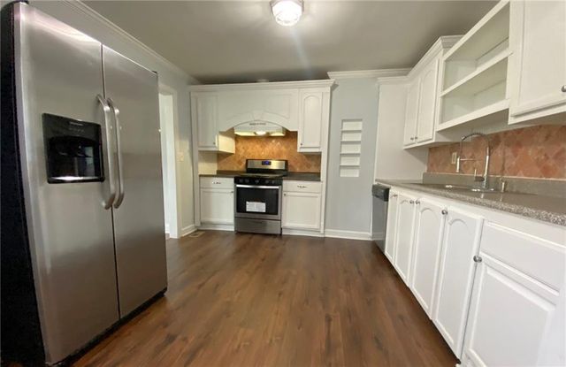 1298 Belmont SE Avenue, Smyrna, GA 30080