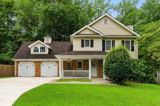 1034 W Mill NW Drive, Kennesaw, GA 30152