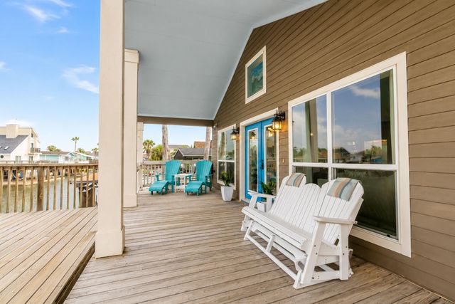 16602 Bahama Way, Jamaica Beach, TX 77554