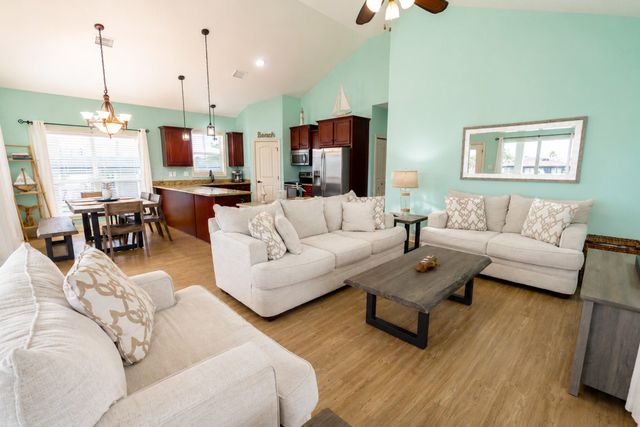 16602 Bahama Way, Jamaica Beach, TX 77554