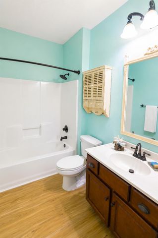 16602 Bahama Way, Jamaica Beach, TX 77554