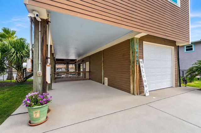 16602 Bahama Way, Jamaica Beach, TX 77554