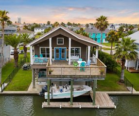 16602 Bahama Way, Jamaica Beach, TX 77554