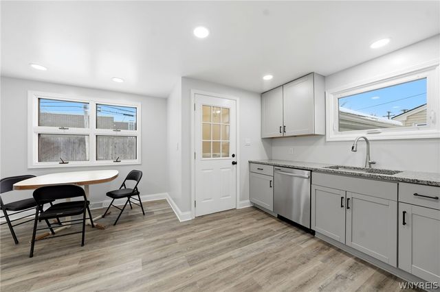 39 Hartford Road, Amherst, NY 14226