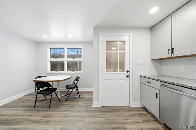 39 Hartford Road, Amherst, NY 14226