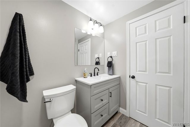 39 Hartford Road, Amherst, NY 14226