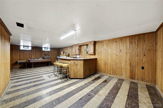 39 Hartford Road, Amherst, NY 14226