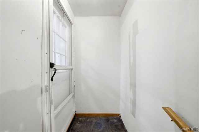 39 Hartford Road, Amherst, NY 14226