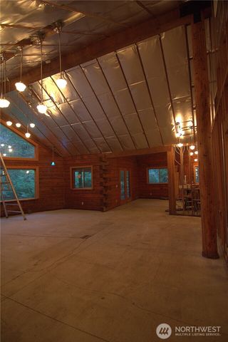 33610 NE 84th Place, Carnation, WA 98014