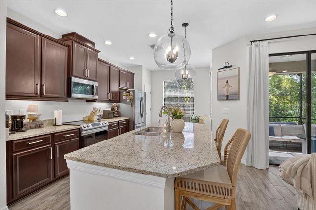 4752 WANDERING WAY, Wesley Chapel, FL 33544