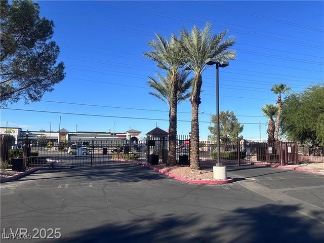 7885 West Flamingo Road 1113, Las Vegas, NV 89147