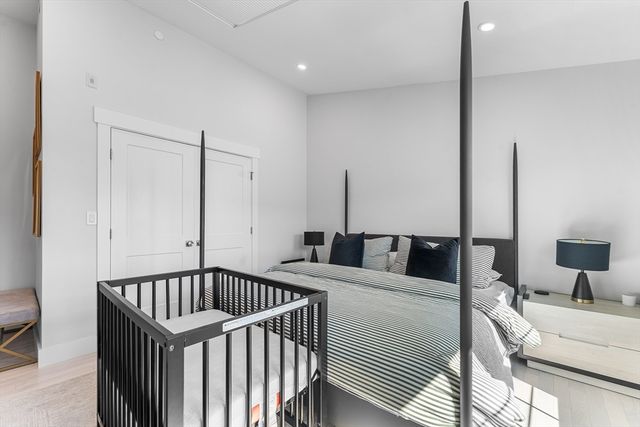 11 Lowell St B, Arlington, MA 02476