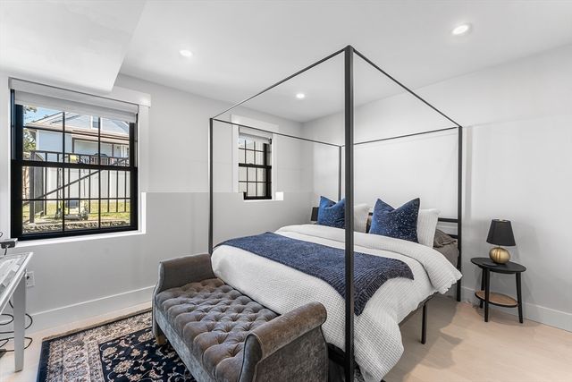 11 Lowell St B, Arlington, MA 02476